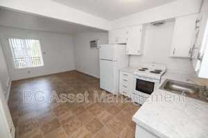 featured image of 1746 Kidder Ave #10