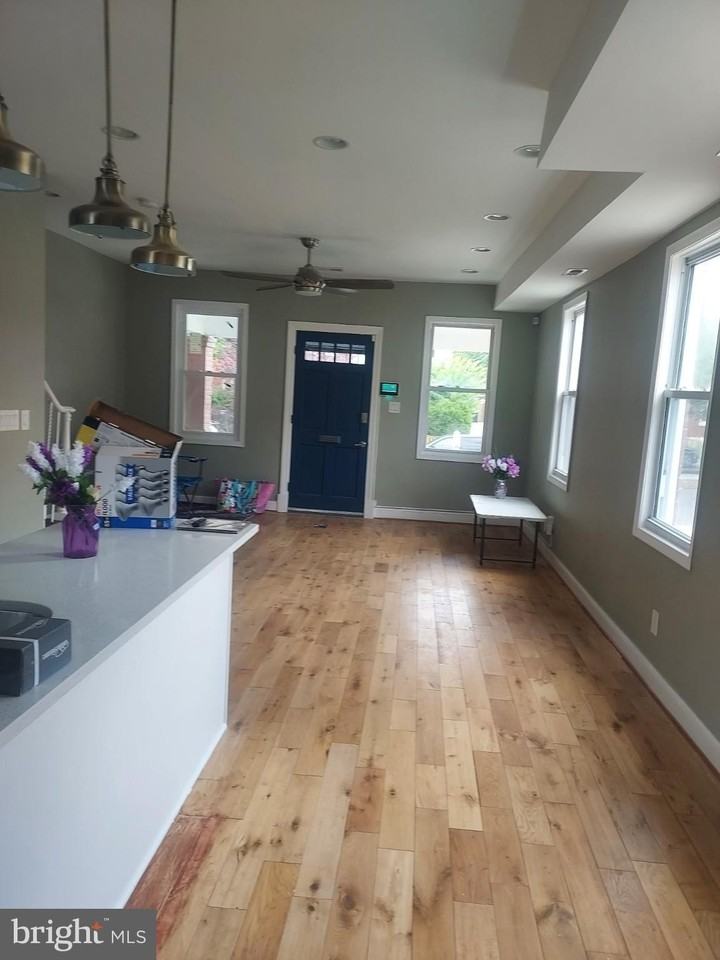 619 Sheridan Street Northwest - Photo 4 of 24