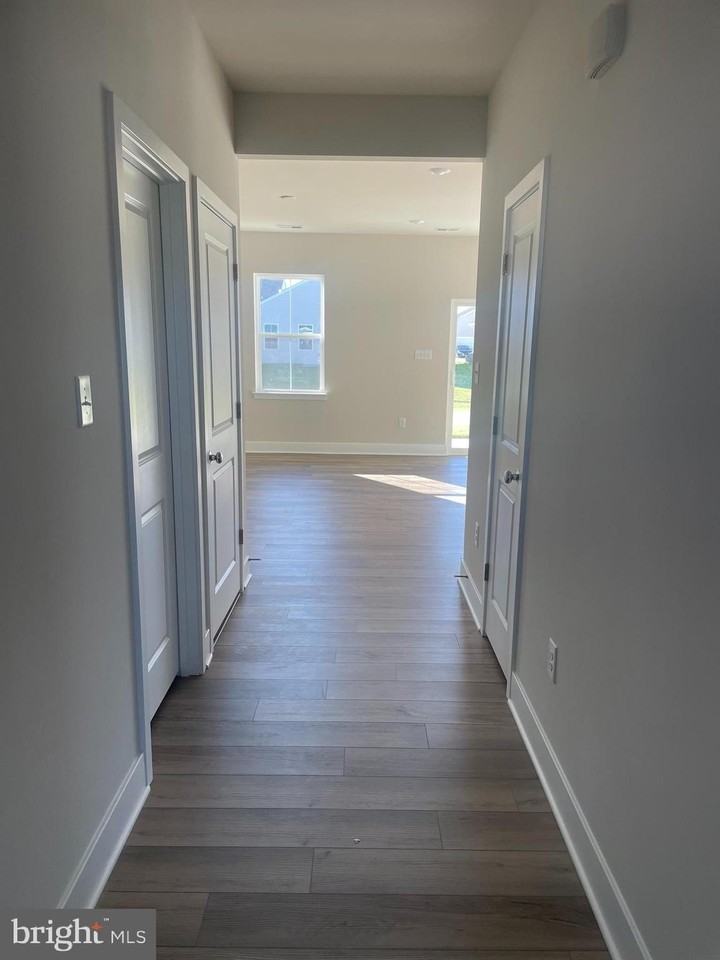 24765 Glendale Lane - Photo 2 of 11