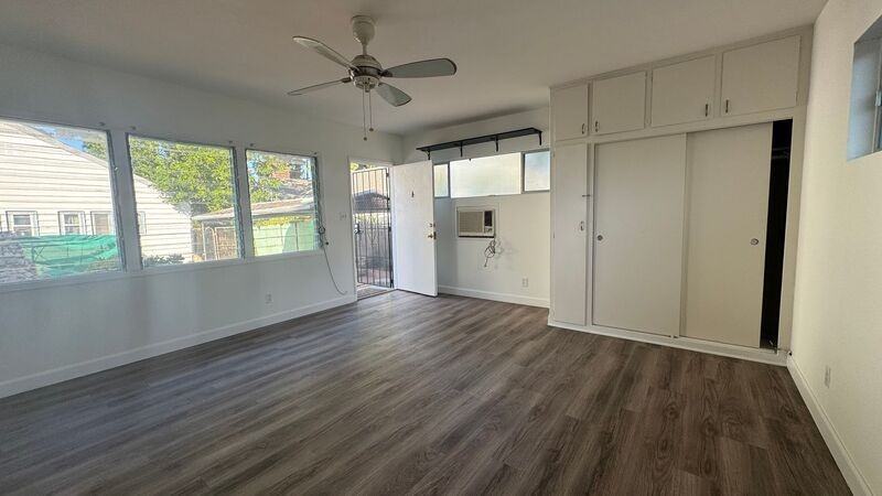 7948 Caldwell Ave - Photo 4 of 7