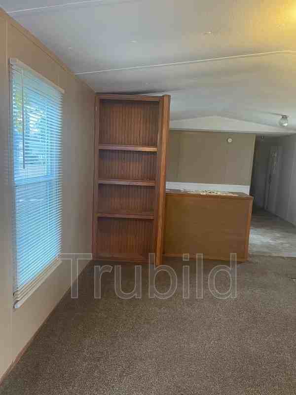 26B Somerset Dr - Photo 3 of 9