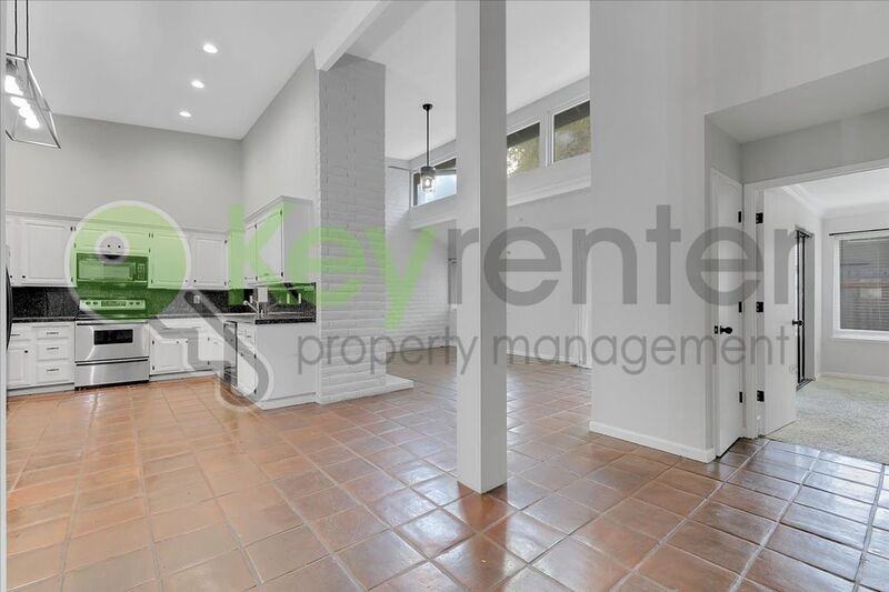 2692 Bradford Way - Photo 4 of 39