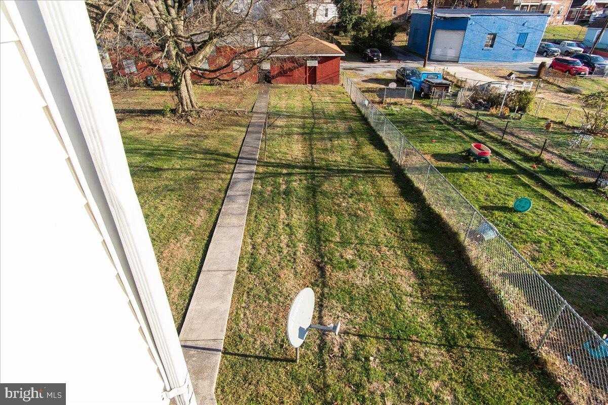 250 North Mulberry Street #2F - Photo 4 of 31