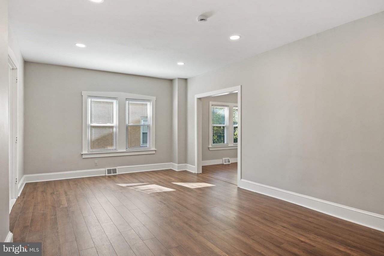 16 Moore Ave - Photo 6 of 27