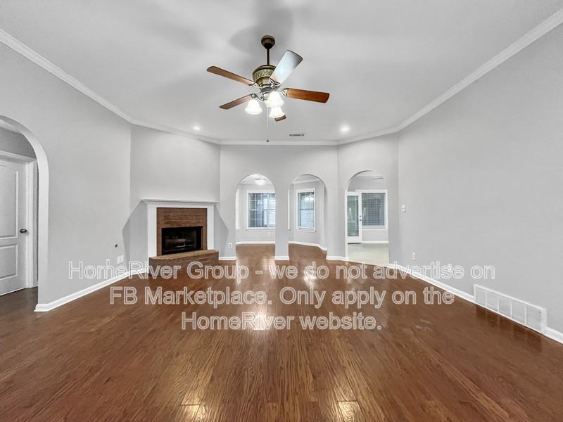 5028 Wolfchase Farms Pkwy - Photo 3 of 24