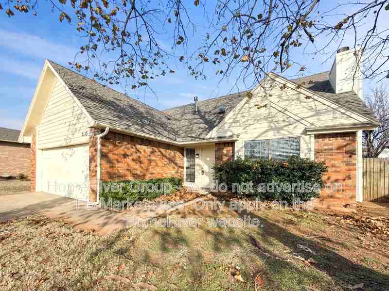 2113 Ne 9th St - Photo 2 of 25