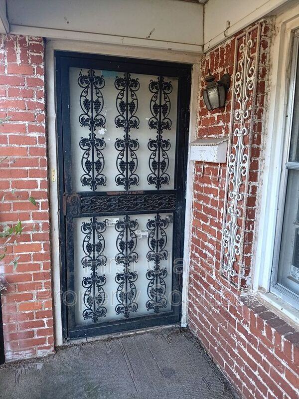 2200 Hardin Dr - Photo 3 of 13