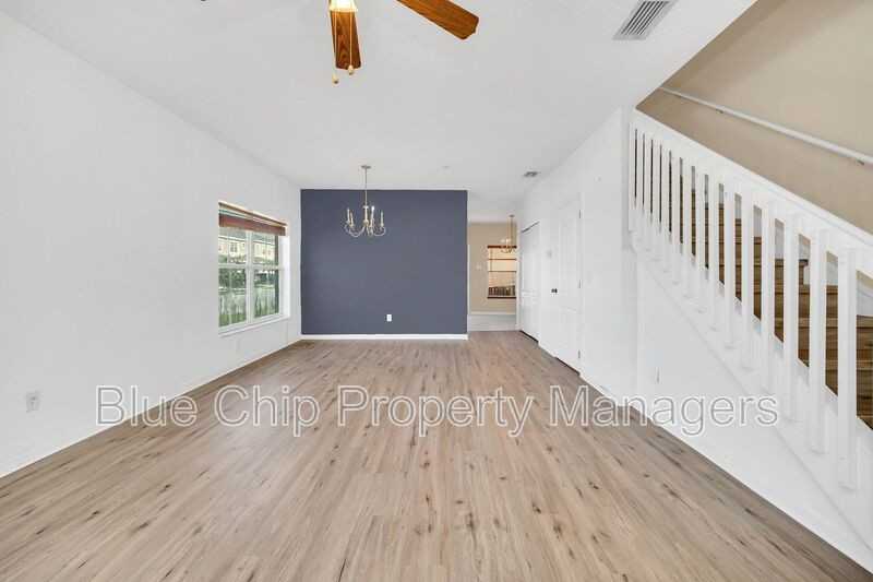 13357 Harbor Shore Ln - Photo 5 of 33