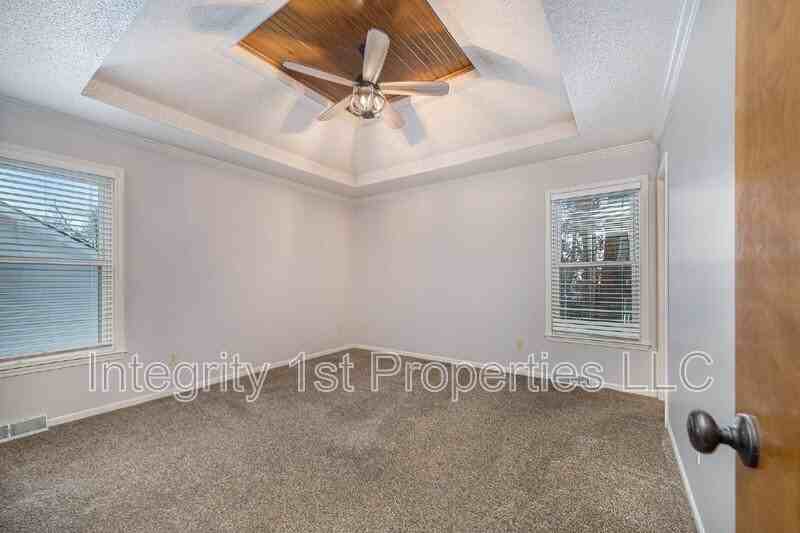 6410 Nw Hilldale Dr - Photo 6 of 16