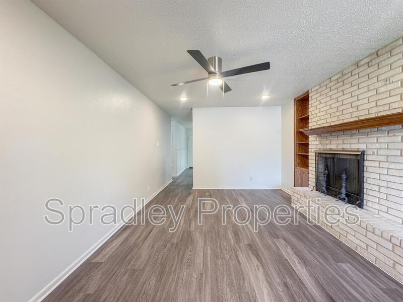 326 Tucson Drive - Photo 3 of 18