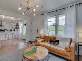 featured image of 1126 N Hwy