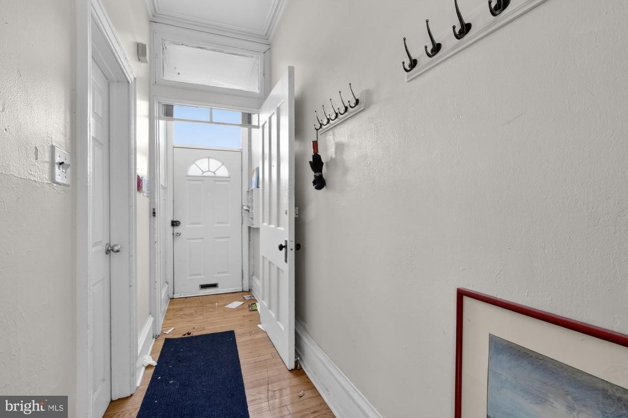 4058 Irving St - Photo 3 of 23