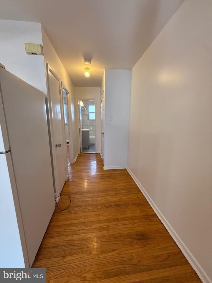 366 Ripka St - Photo 7 of 26