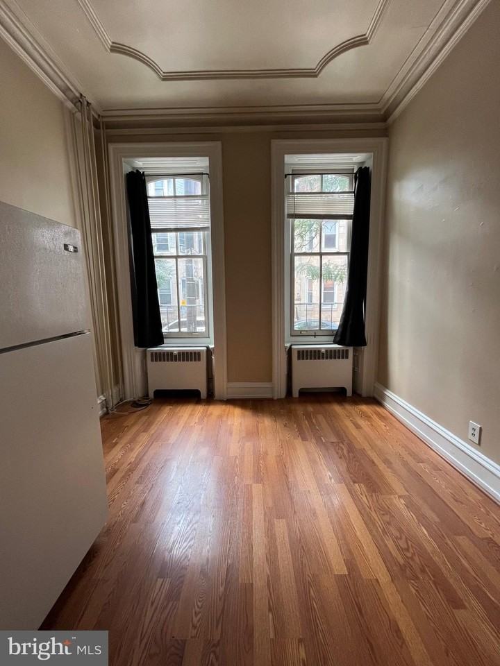 143 North 21st Street #1F - Photo 2 of 6