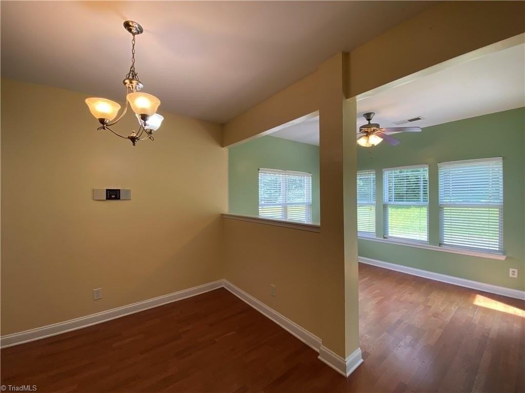 115 N Field Dr - Photo 6 of 28