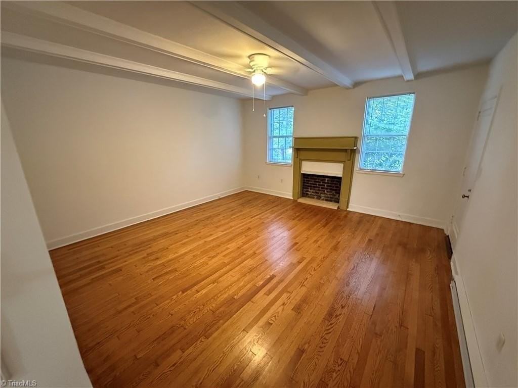 1306 Glade St #25 - Photo 3 of 6