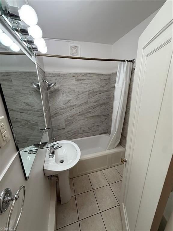 1306 Glade St #25 - Photo 5 of 6