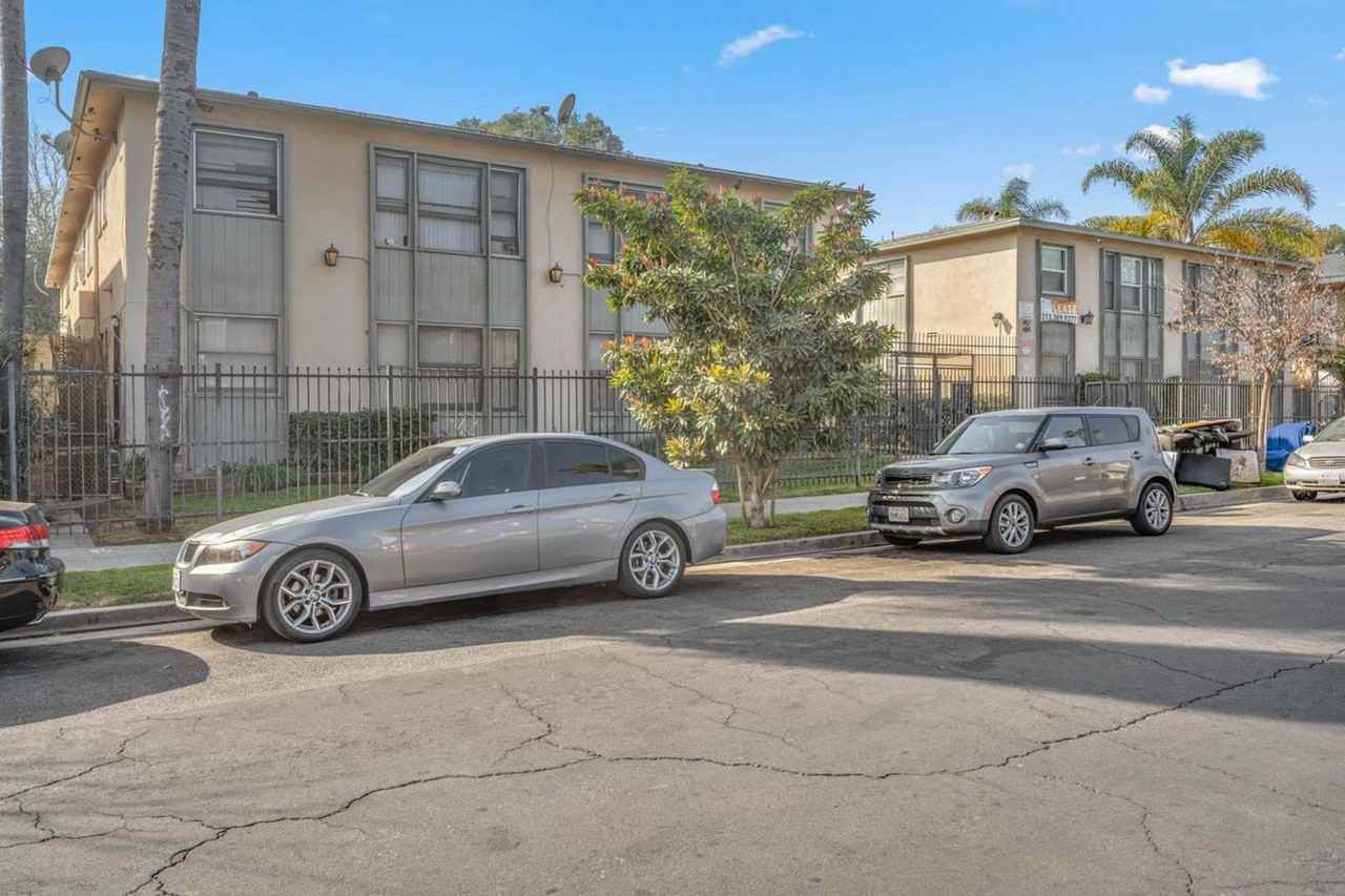 4108-4106 W. Palmwood Dr. - Photo 4 of 5