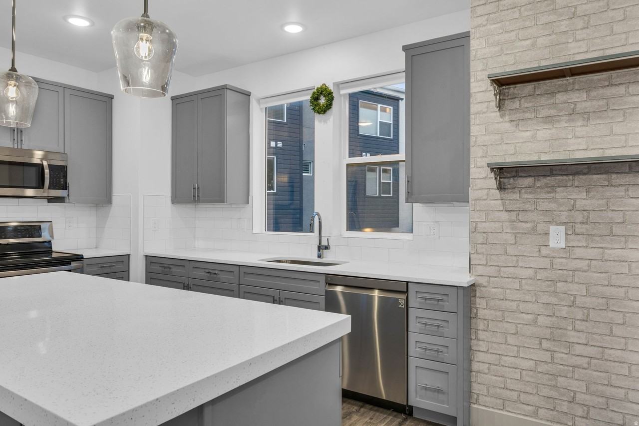 6356 W Birch Run Rd - Photo 6 of 21