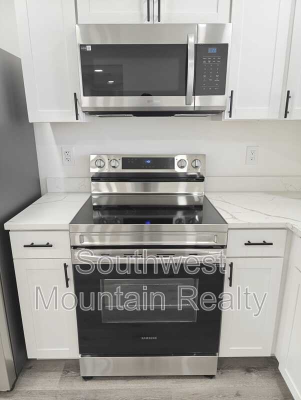 7412 N 62nd Ave - Photo 7 of 20