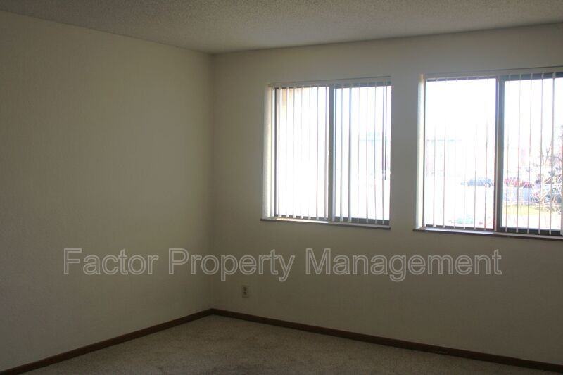 1516 Warren Street #204 - Photo 4 of 9