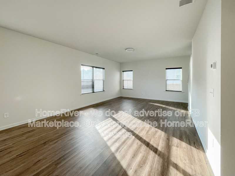 2046 Abbott Lndg - Photo 4 of 22