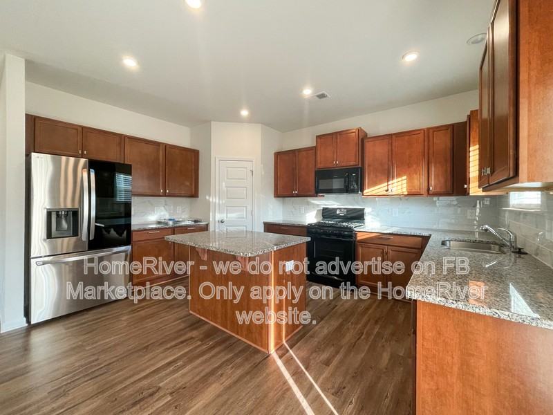 2046 Abbott Lndg - Photo 6 of 22