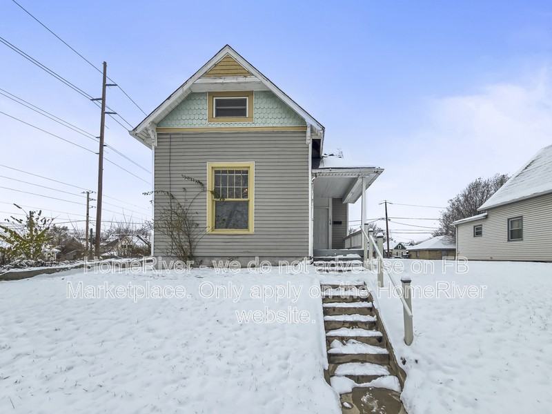 1658 S Delaware St - Photo 5 of 23