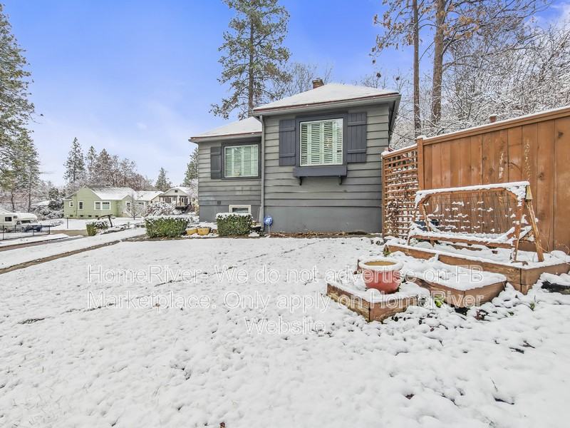 1703 South Cedar Street - Photo 2 of 21