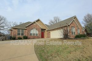 featured image of 303 Nw Palomino St