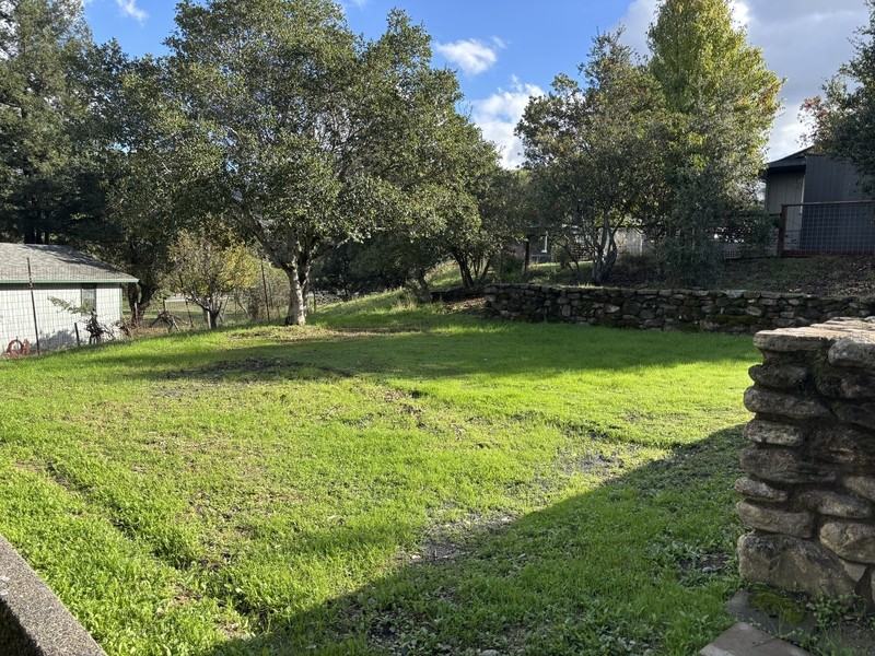 1776 Meda Ave - Photo 4 of 28