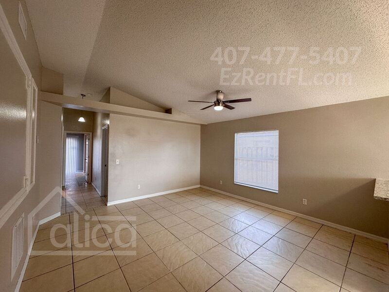 1846 Spruce Ridge Dr - Photo 2 of 21