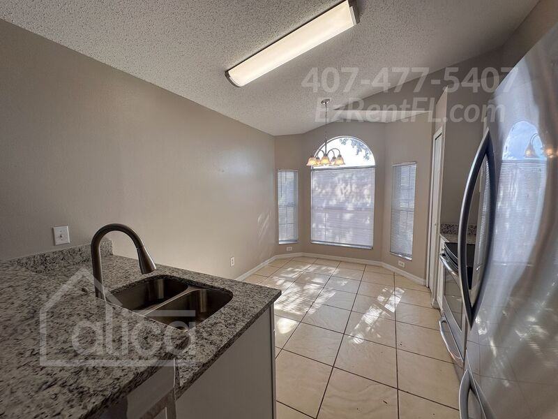 1846 Spruce Ridge Dr - Photo 6 of 21