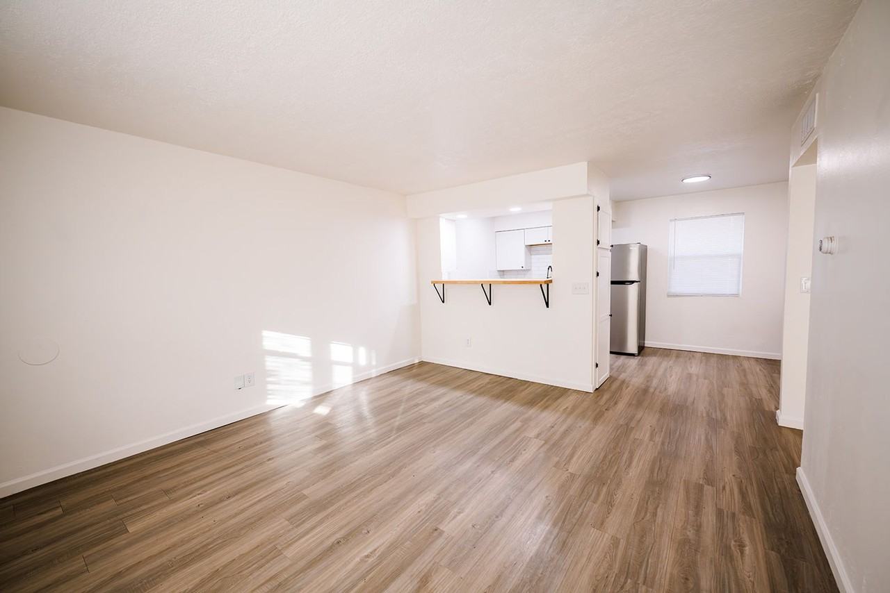 Perle At Mesta Park - Photo 2 of 48