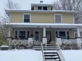 featured image of 1725/1727 W High St. #1725