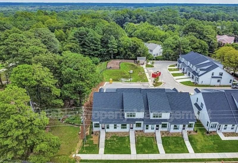 4605 Malone Ct #1-2 - Photo 4 of 34