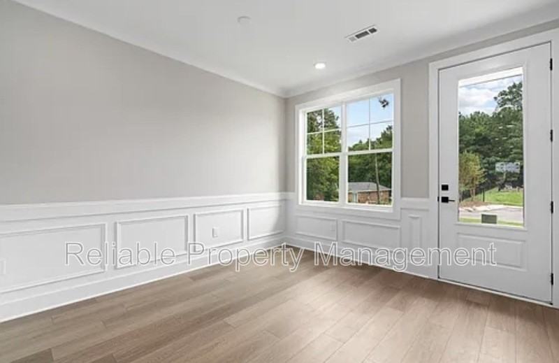 4605 Malone Ct #1-2 - Photo 7 of 34