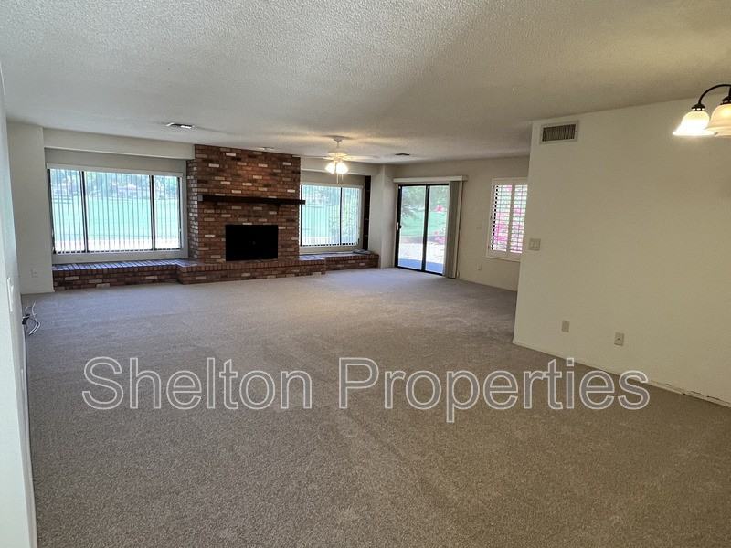 18942 N 96th Ln - Photo 5 of 17