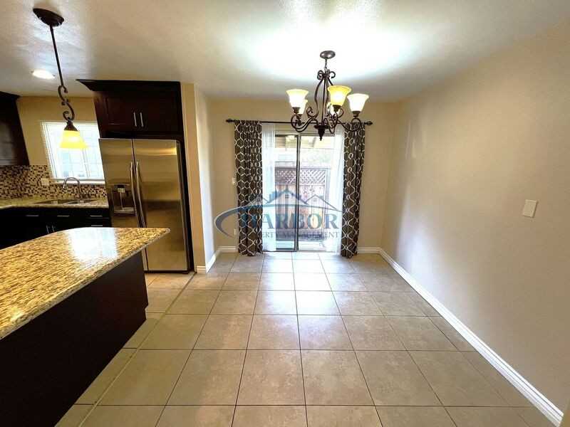 227 W Cummings St - Photo 6 of 24