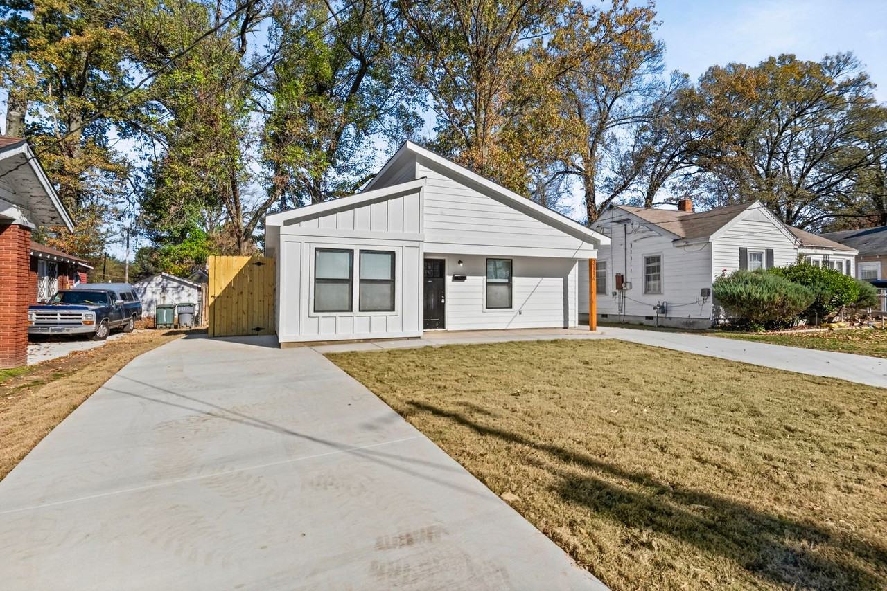 3114 Pacific Avenue - Photo 2 of 6