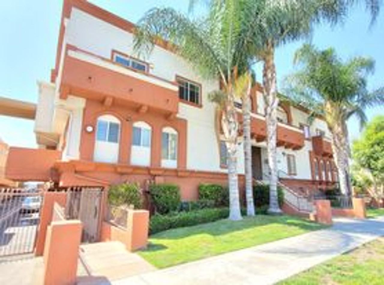 9001-9009 BURNET - Photo 3 of 3