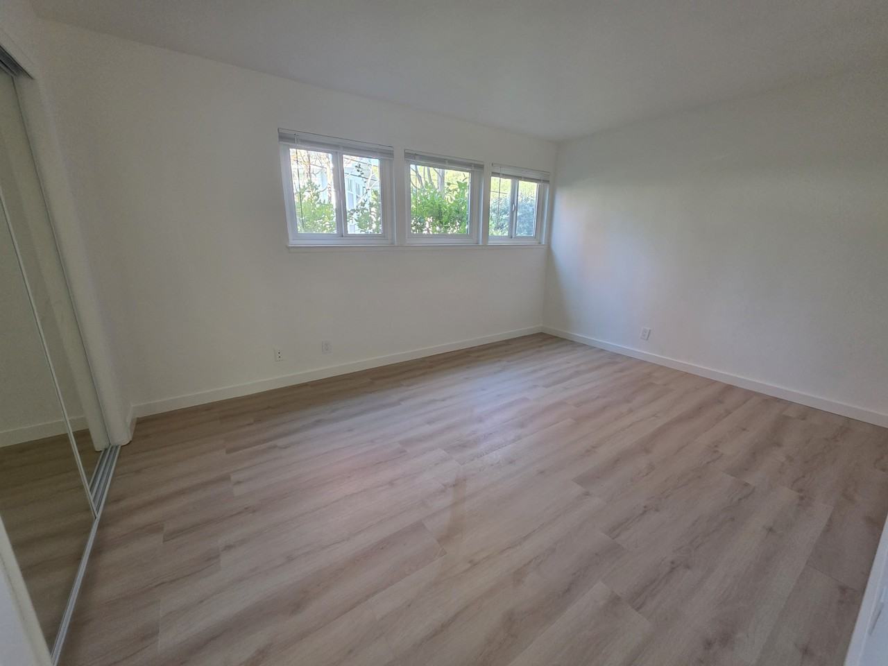 2301 Carlmont Drive - Photo 7 of 15