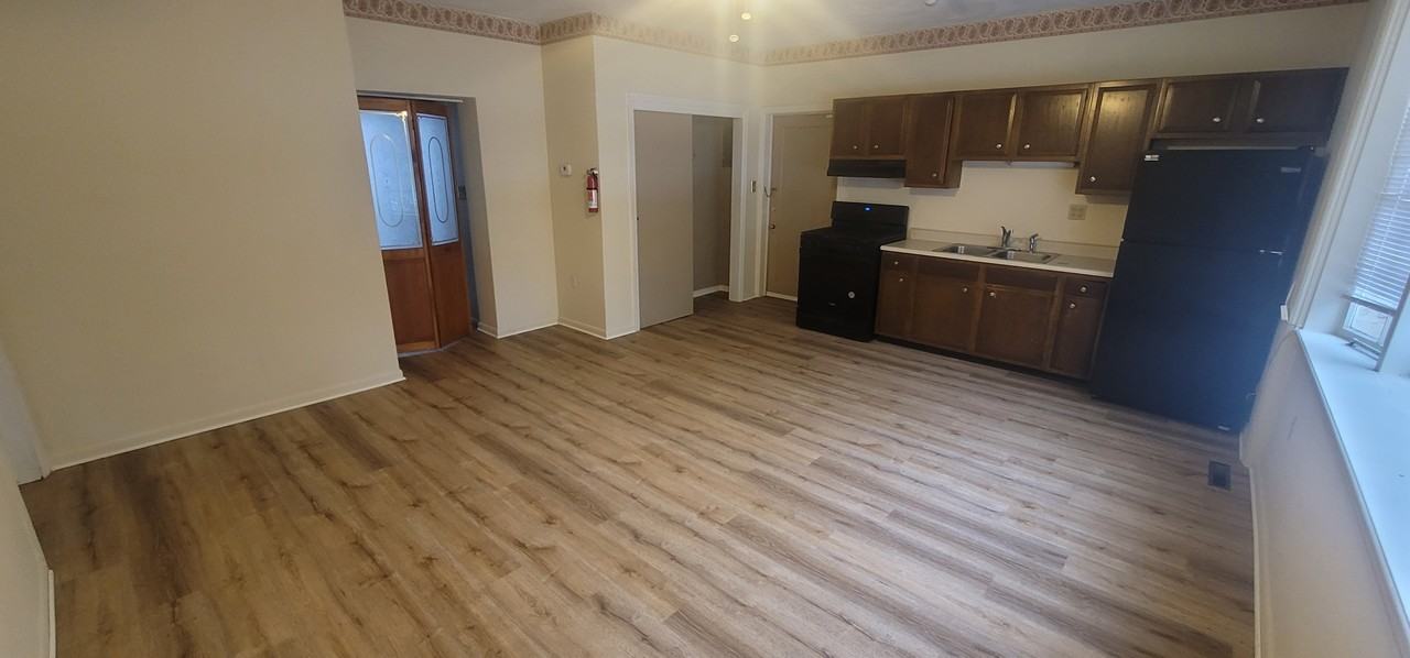 5505 North Front Street - Photo 5 of 13