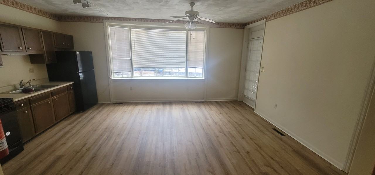 5505 North Front Street - Photo 6 of 13