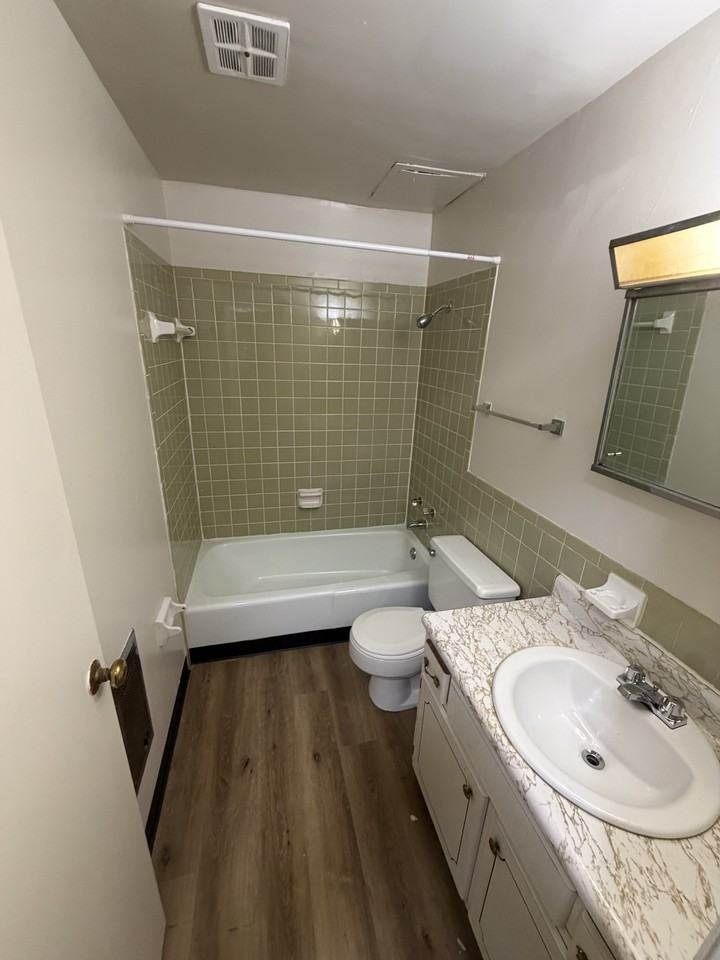 743 Old Harshman Road - Photo 5 of 50