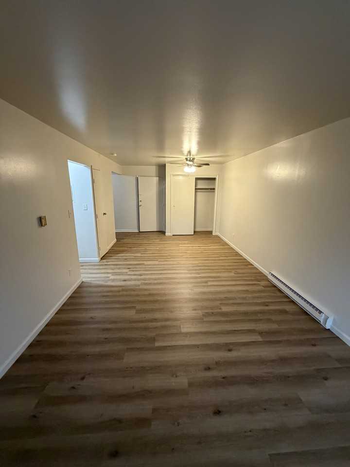 743 Old Harshman Road - Photo 6 of 50