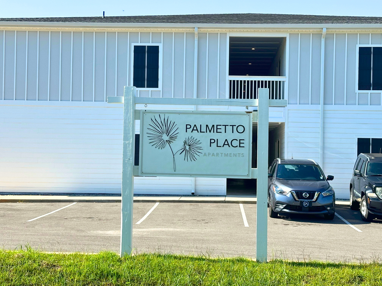 Palmetto Place Apartment - Photo 5 of 40