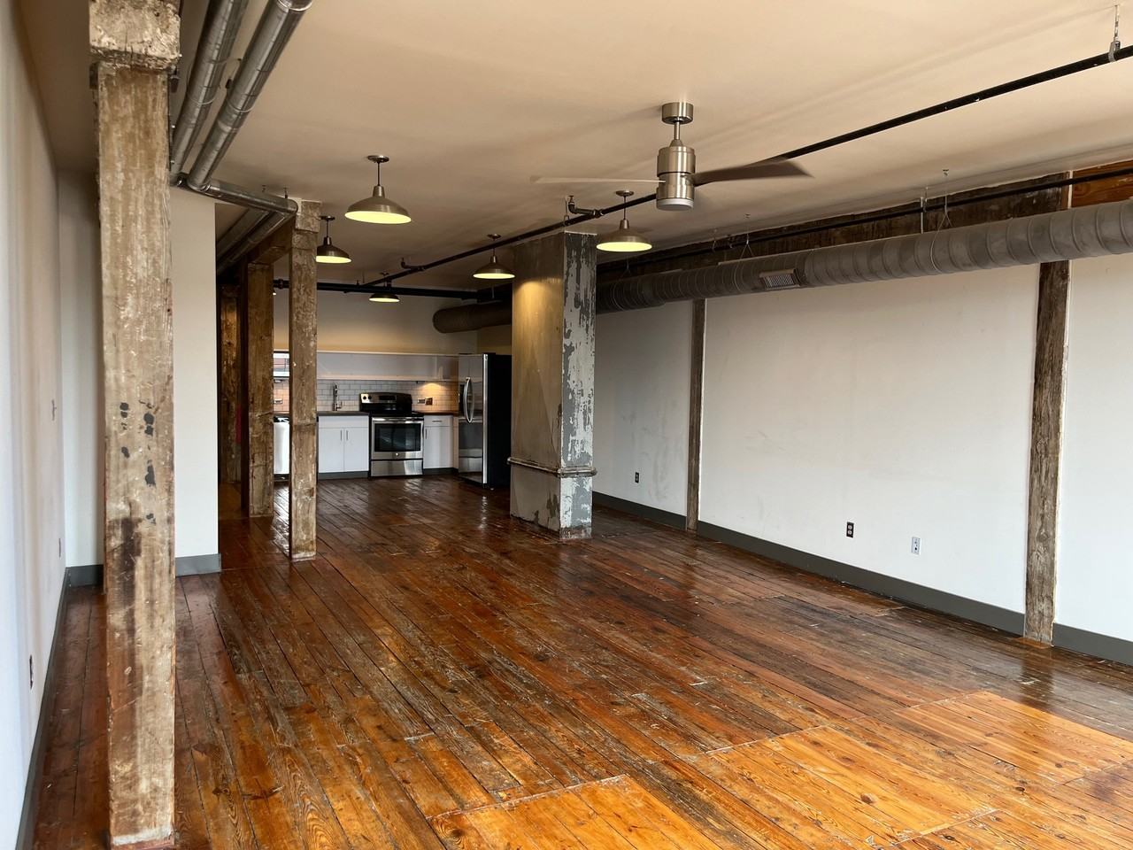 222 North Central Street - Photo 3 of 47