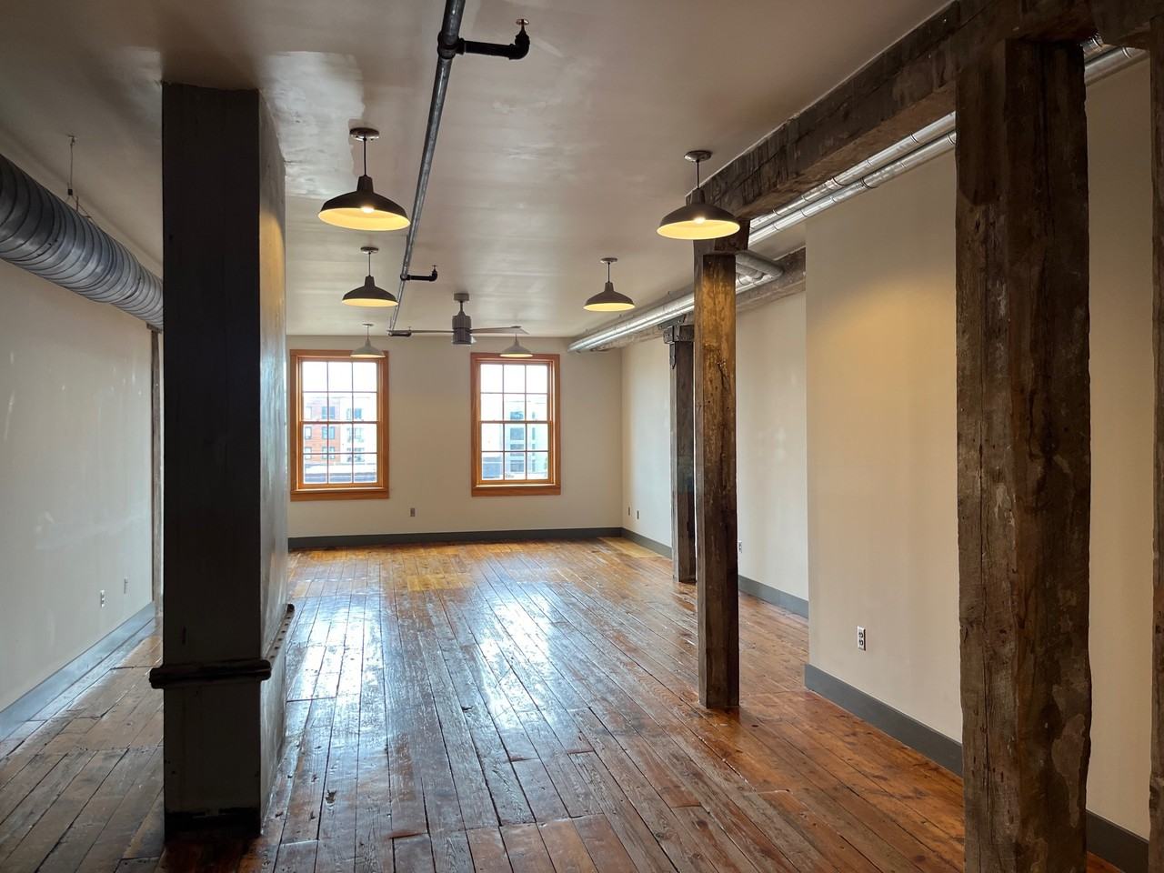 222 North Central Street - Photo 4 of 47