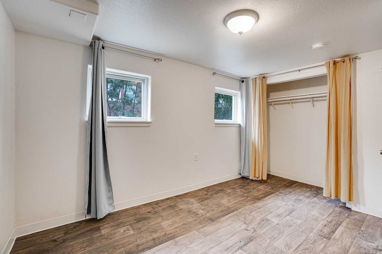 3221210 - Photo 7 of 28